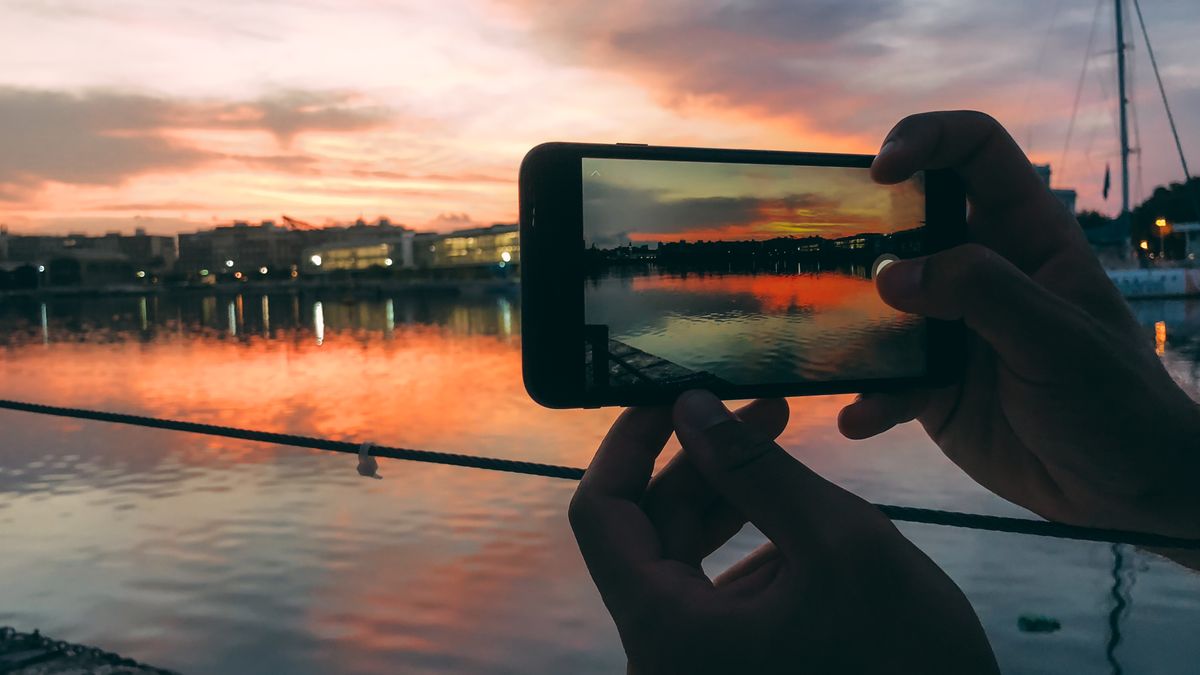 Prepare Iphone Storage For Travel Trip: The Complete 2026 Guide - Swipe Photo Cleaner